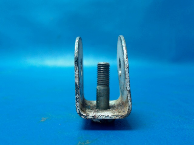 0413496-1 Cessna - BRACKET-SEAT BELT ATTACH